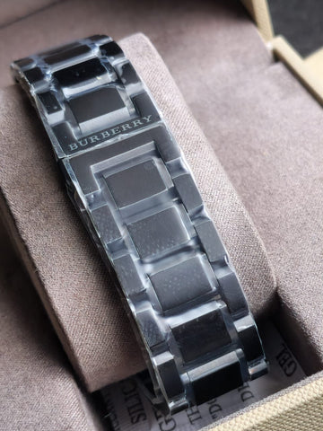 BURBERRY Men’s Swiss made Stainless Steel Blue Dial 42mm Watch BU9365